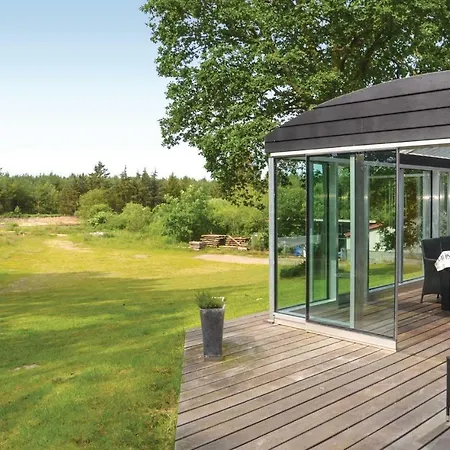 Three-bedroom In Casa vacanze