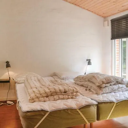 Three-bedroom In 펜션 *