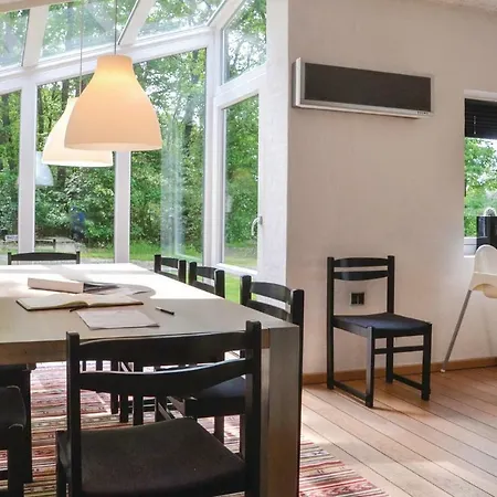 Three-bedroom In 펜션 *